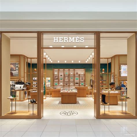 HERMÈS OPENS ITS FULLY RENOVATED HAKATA HANKYU STORE, FU.